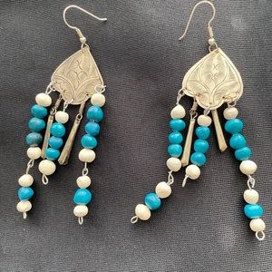 Vintage 80’s Earrings Blue and white Beaded dangle fashion ear…